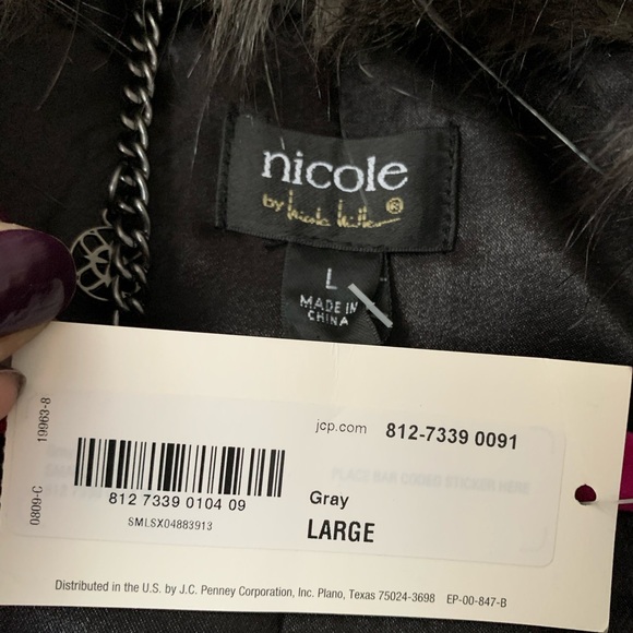 NWT! Nicole Miller Faux Fur Vest Gray - Picture 3 of 4